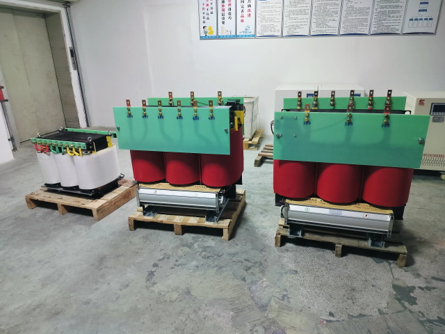 武乡KS11-1000KVA矿用变压器